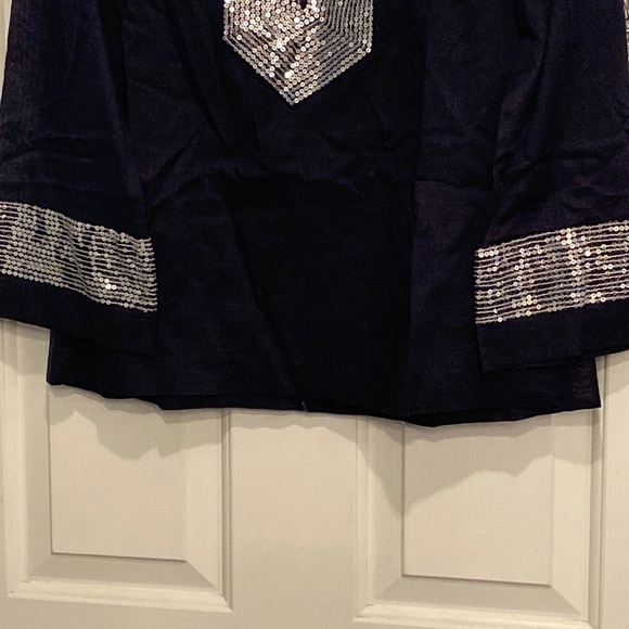 TORY BURCH - top: l/s navy 3/4 slv w silver sequin accents on neck & cuffs - 10 - Picture 4 of 16